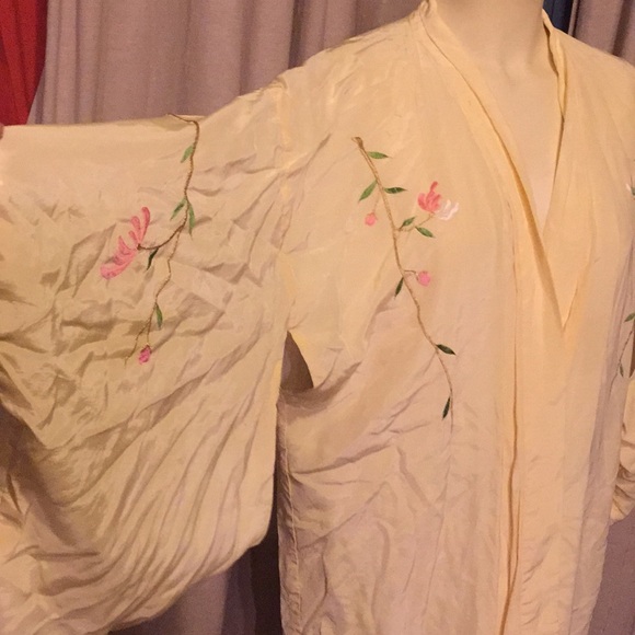 Kimono - Picture 5 of 6